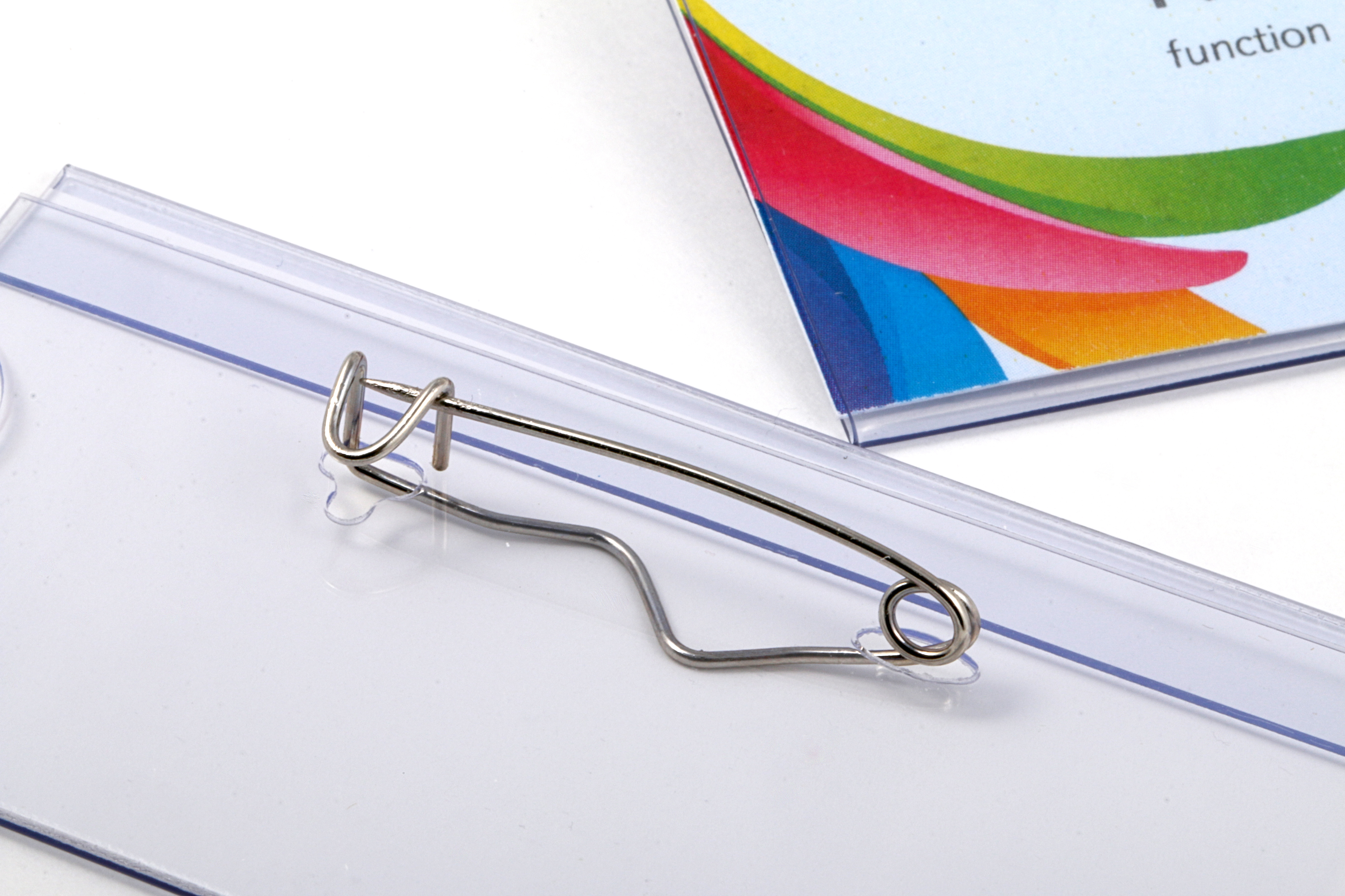 Europel Namenschild mit Nadel Befestigung 75 x 40mm 24 Stück