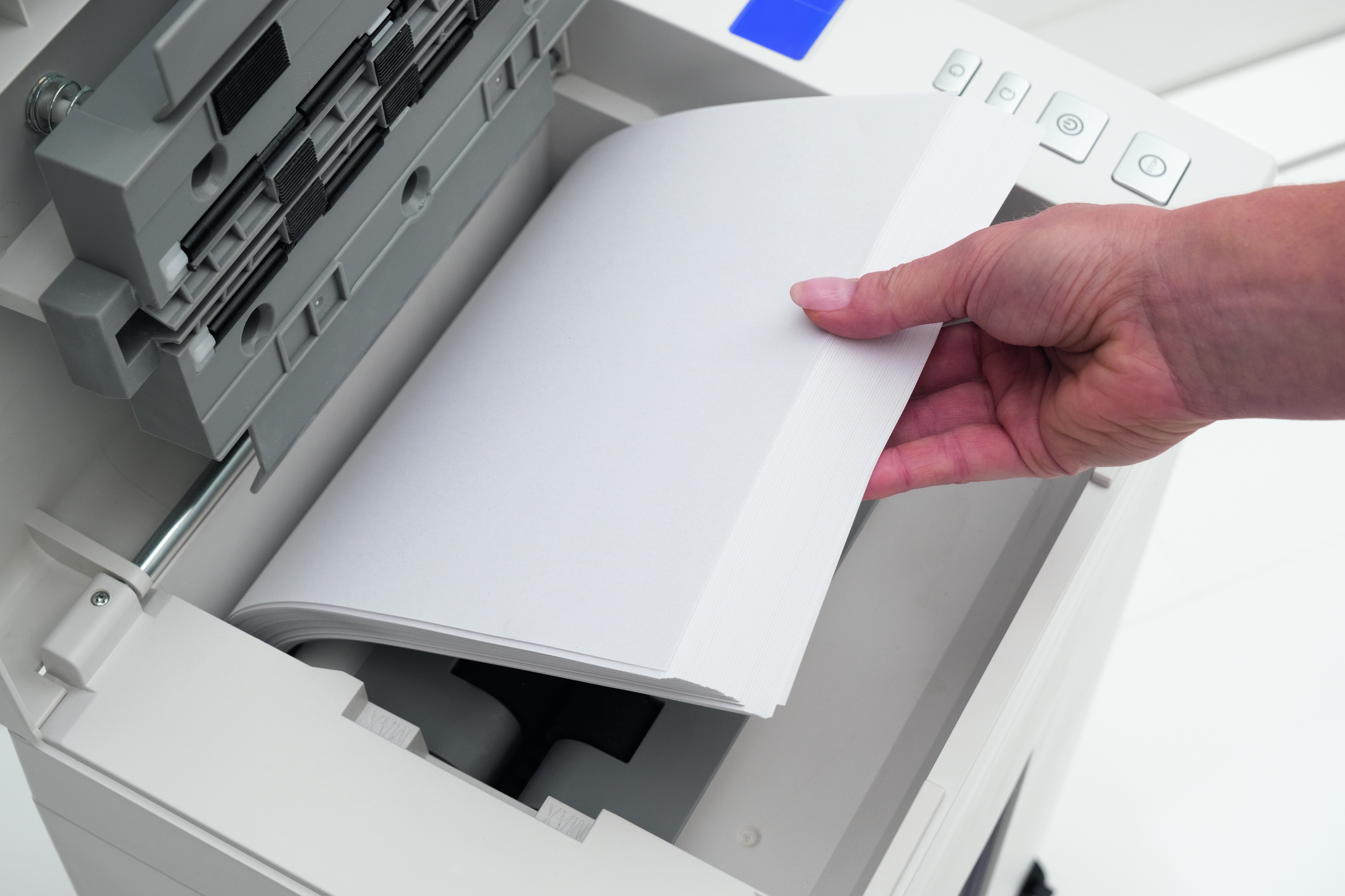 Aktenvernichter IDEAL Shredcat 8292 CC 4x10 mm