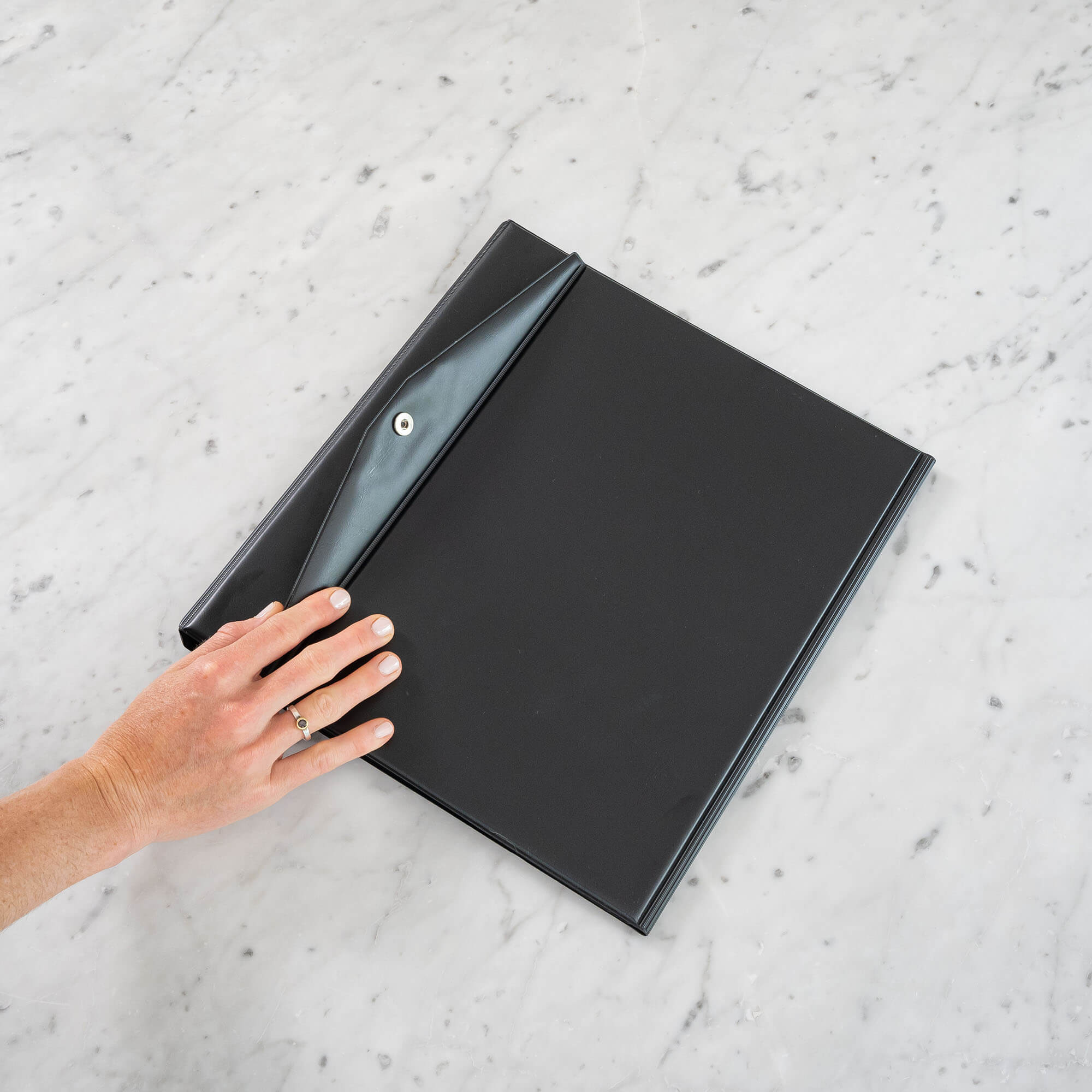 Stab-in Tisch-Flipchart Rillstab A4 Hochformat schwarz 10 hüllen
